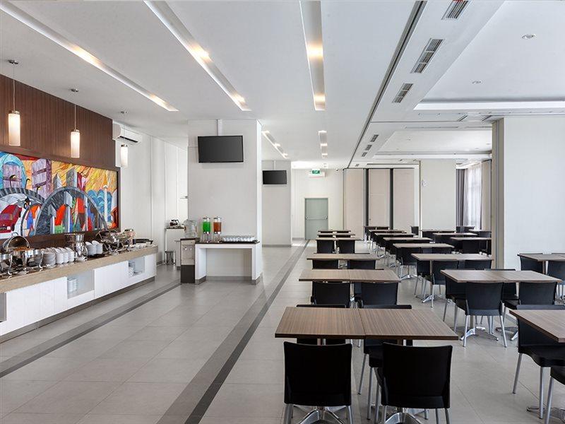 Amaris Hotel Slipi Jakarta Ngoại thất bức ảnh